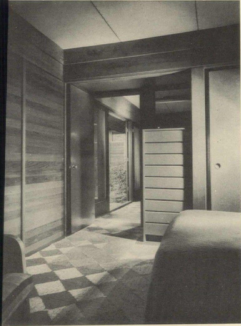 Hilltop House in Los Angeles by Harwell Harris