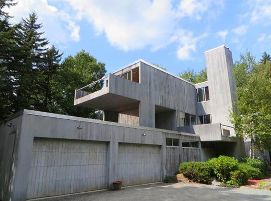 1970s Myron Goldfinger-designed modernist property in Wilmington, Vermont, USA