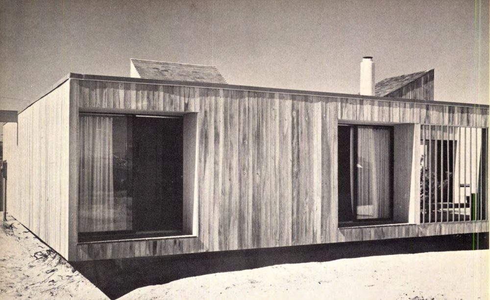 Inward-Turned Beach House at Amagansett, Amagansett NY