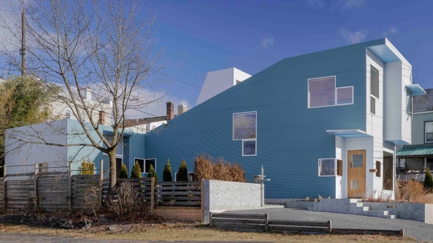 Steven Holl L-House