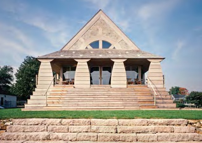 The George Izenour House, Branford CT by Robert Venturi