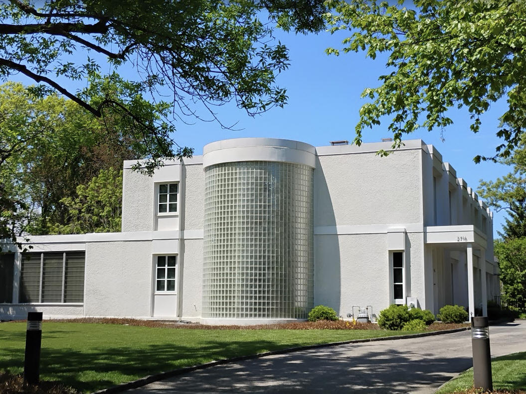 The Herbert Bruning and Vine Itschner House, Wilmette IL by William Keck
